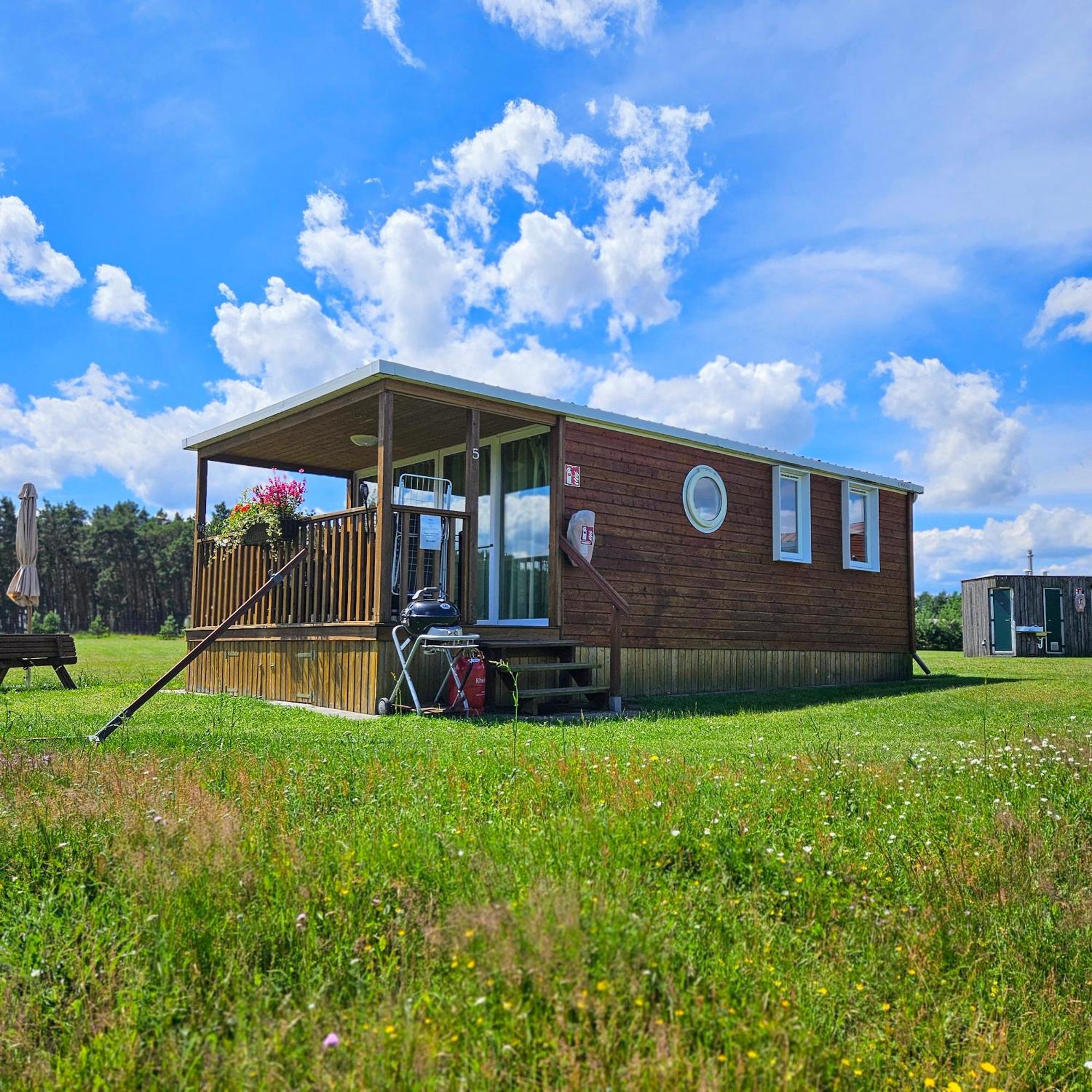 Landgut Voigtsmühle Glamping Lodge Villa Veranda XL 1 Friedland  Exterior foto